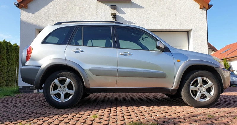 Toyota RAV4 cena 19450 przebieg: 229000, rok produkcji 2003 z Sejny małe 92